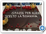 011 Cena a Iasi con torta offerta dalle locale agenzia di viaggi (2)